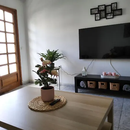 Casa Isabel Isa *